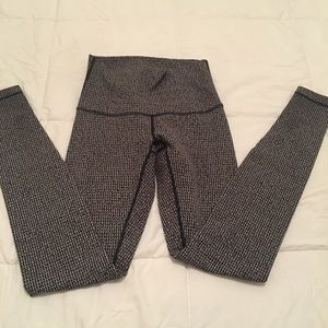 Lululemon Wunder Under Leggings